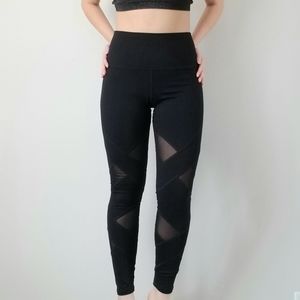 Sheer-crossed leggings